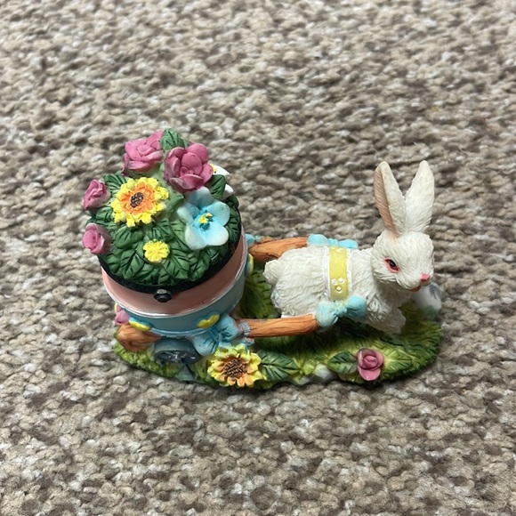 Bunny Knick knacks trinket and jewelry holder decor spring Easter - Picture 2 of 9